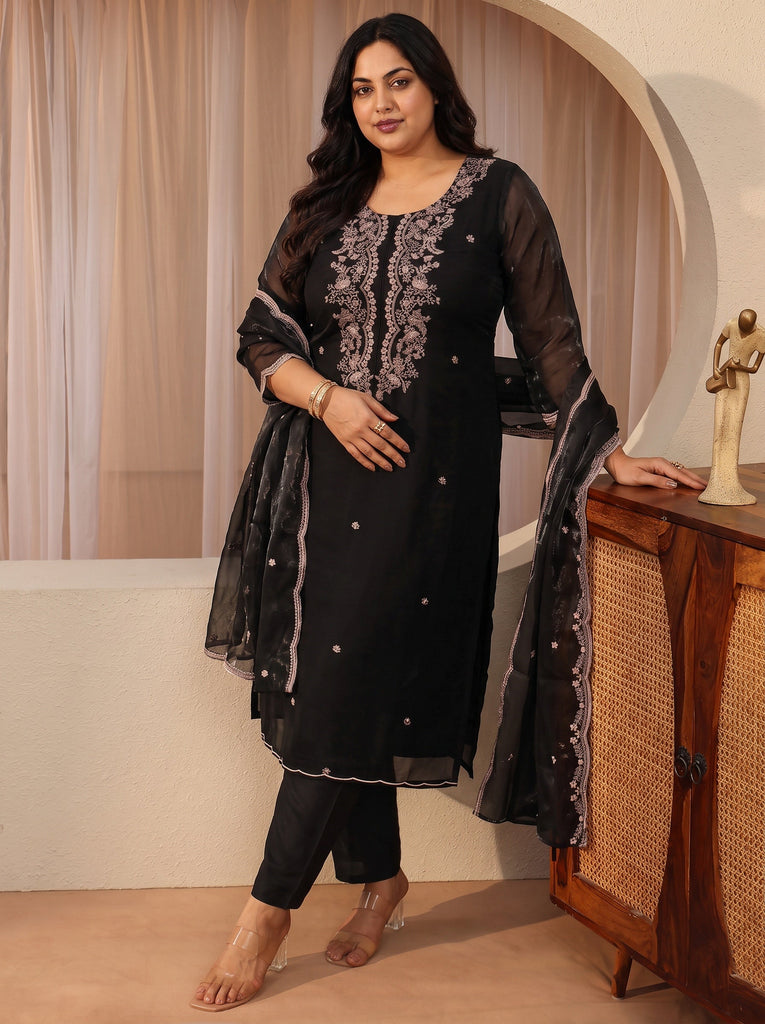 Plus Size Black Floral Embroidered Tissue Straight Suit Set