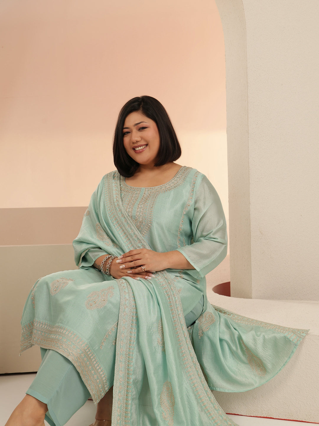  Plus Size Blue Paisley Zari Embellished Straight Suit Set 