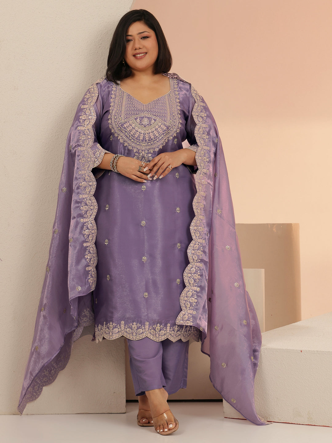  Plus Size Lavender Floral Embroidered Tissue Straight Suit Set 