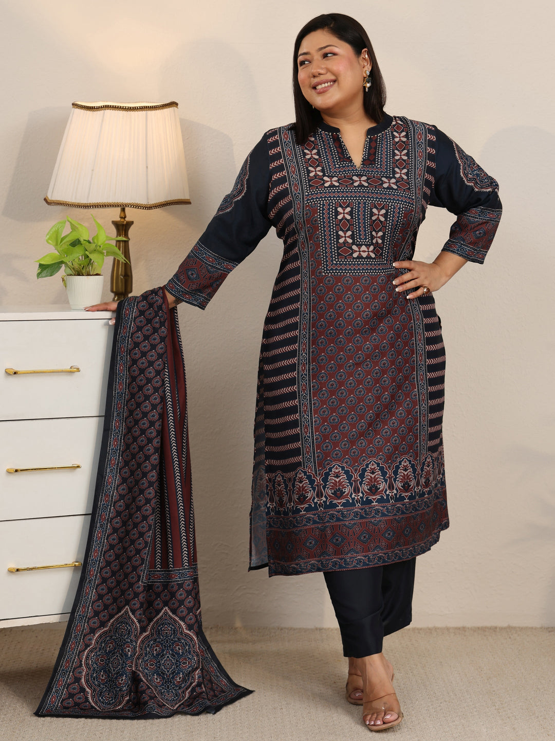  Plus Size Maroon Ethnic Print Cotton Blend Straight Suit Set 