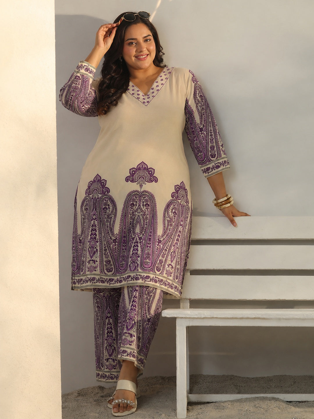  Plus Size Off White Ethnic Printed Cotton Co-Ord Set 