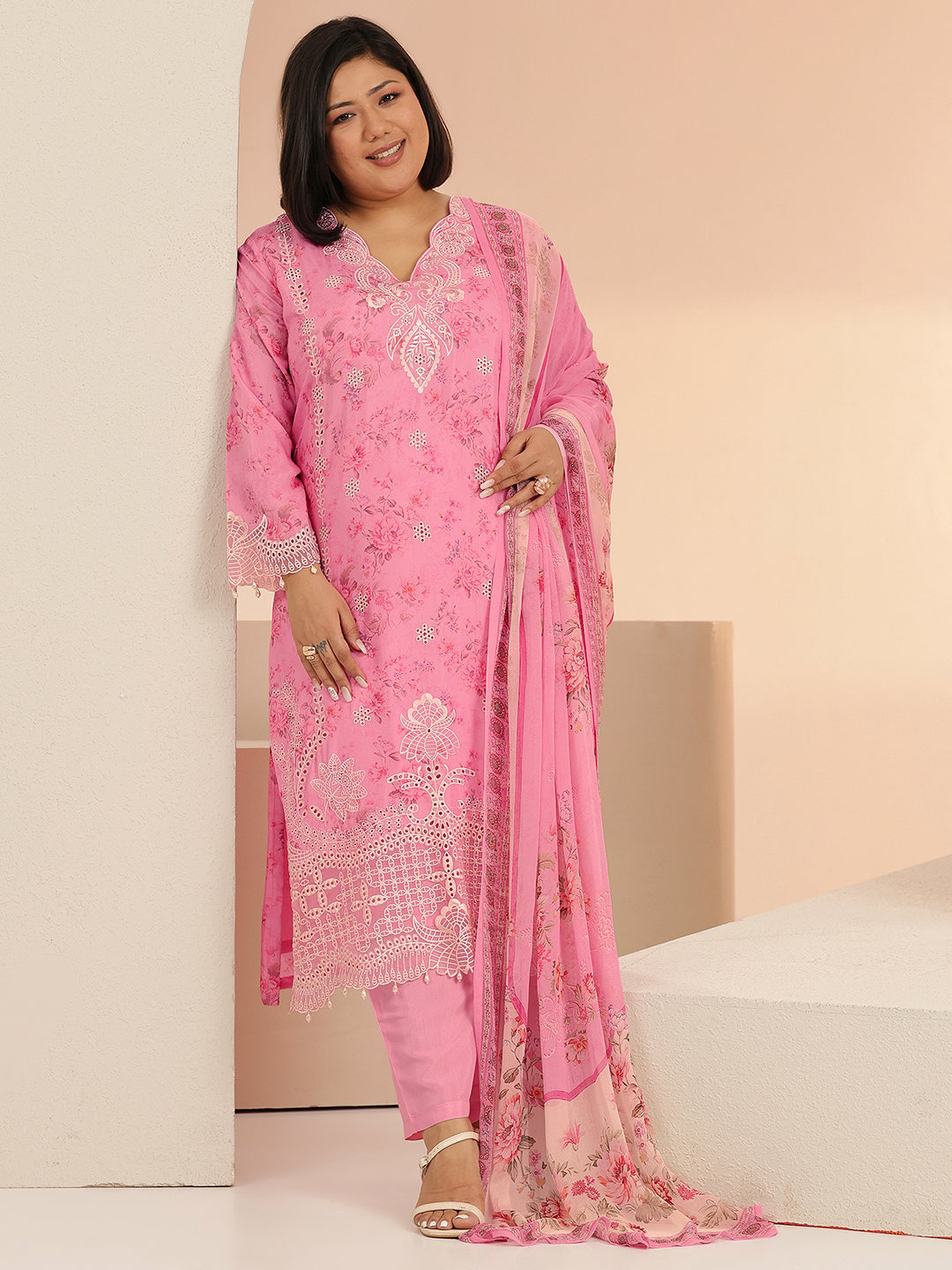  Plus Size Pink Floral Printed Silk Blend Straight Suit Set 