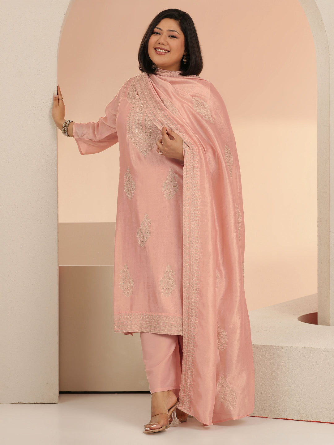  Plus Size Pink Paisley Zari Embellished Straight Suit Set 