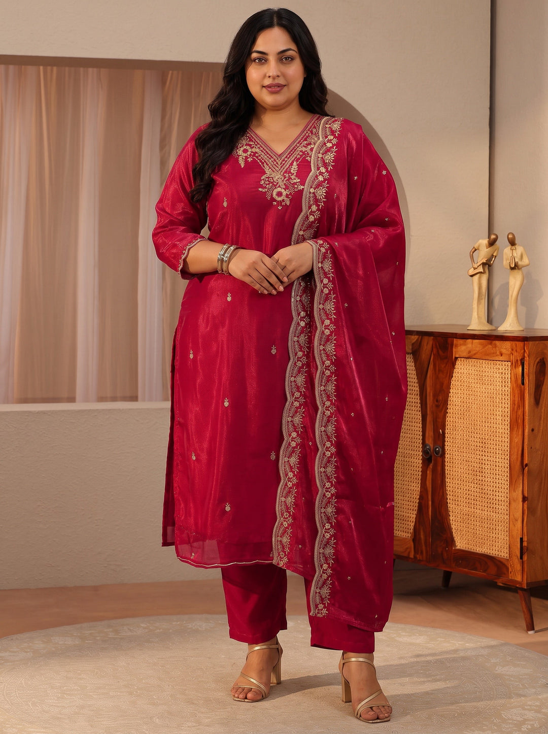 Plus Size Red Floral Embroidered Tissue Straight Suit Set