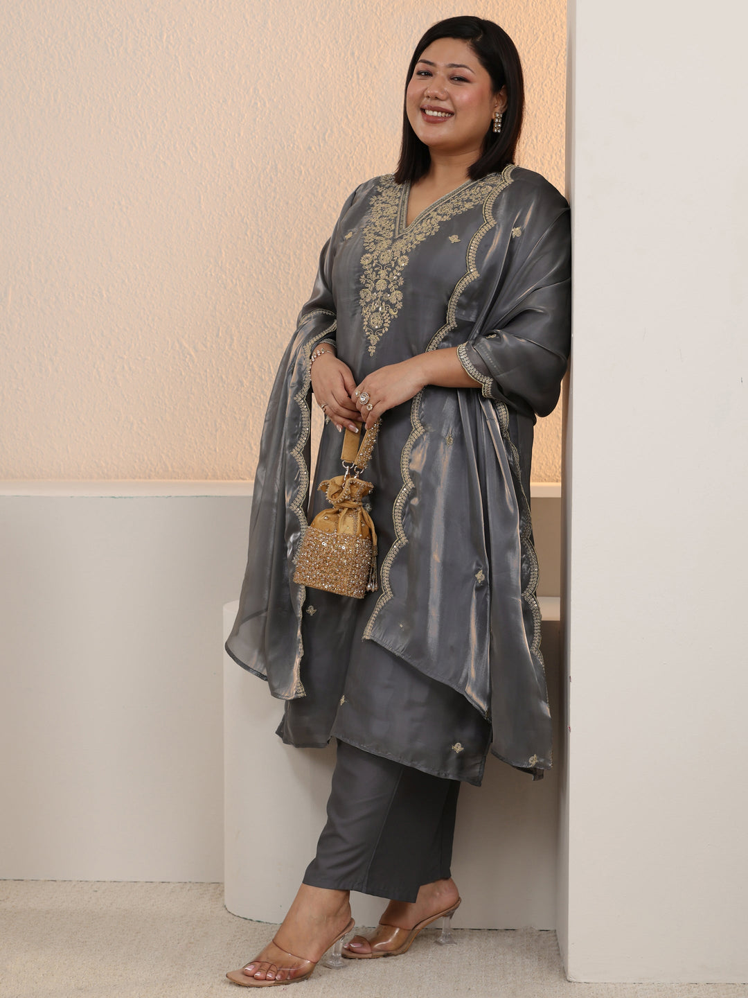  Plus Size Slate Grey Floral Embellished Tissue Straight Suit Set 