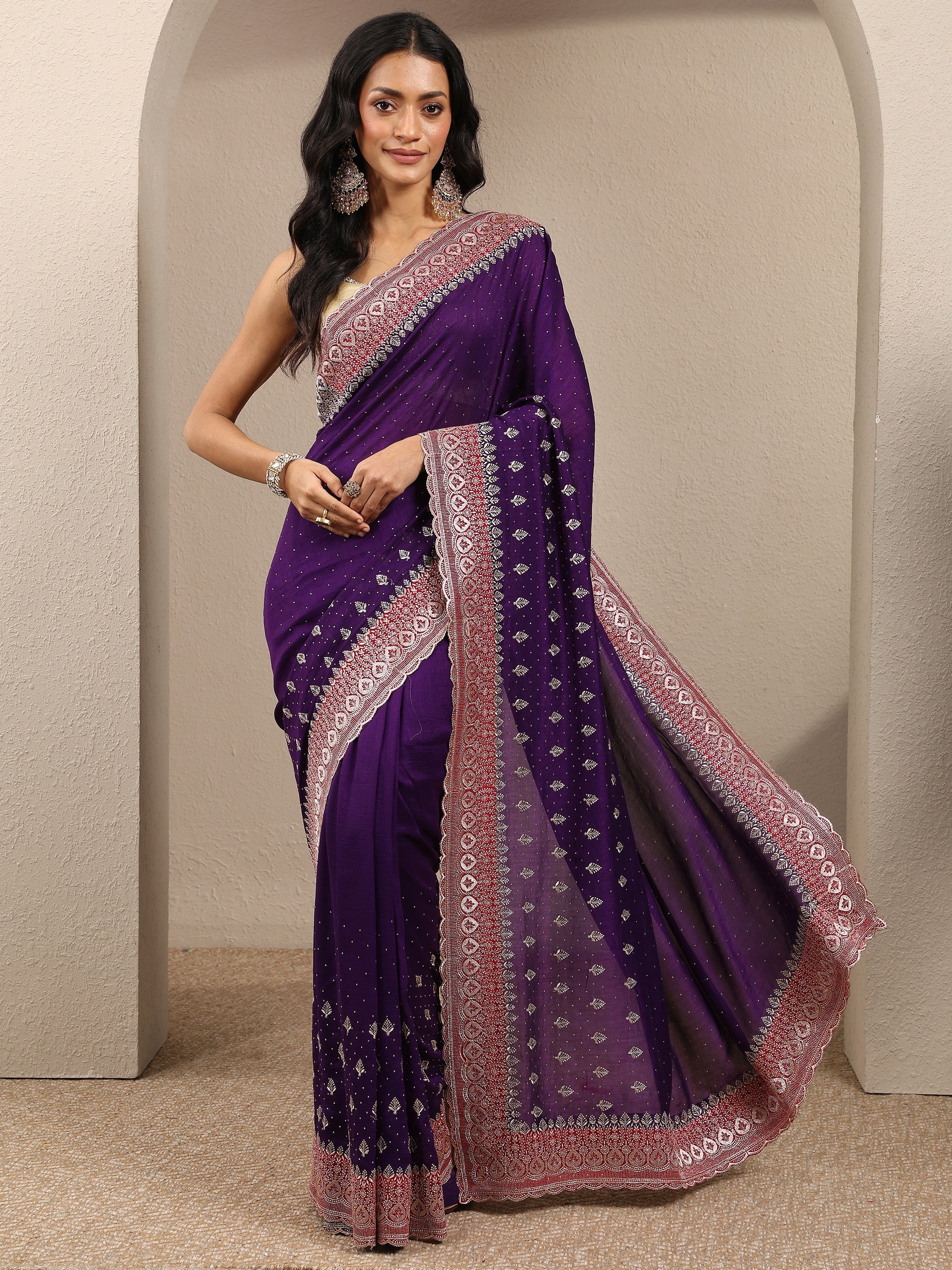 Purple Embellished Silk Blend Saree With Unstitched Blouse Piece-image-15