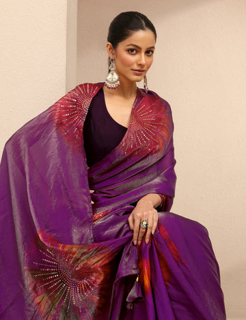 Purple Geometric Embellished Silk Blend Saree With Unstitched Blouse Piece