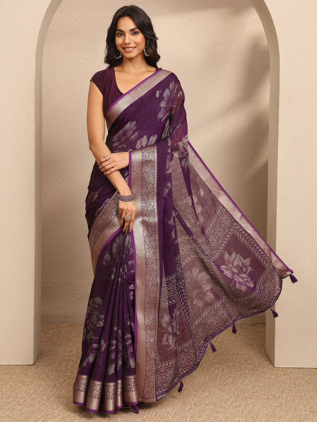  Purple Printed Georgette Saree With Unstitched Blouse Piece 
