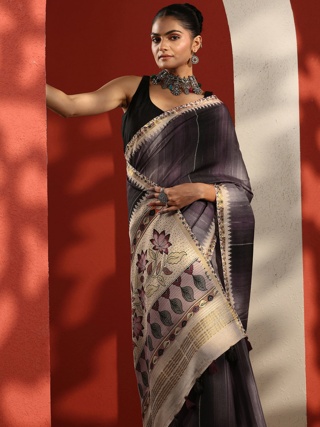Purple Printed Silk Blend Sarees With Unstitched Blouse Piece
