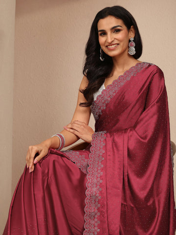 Red Embellished Silk Blend Saree With Unstitched Blouse Piece
