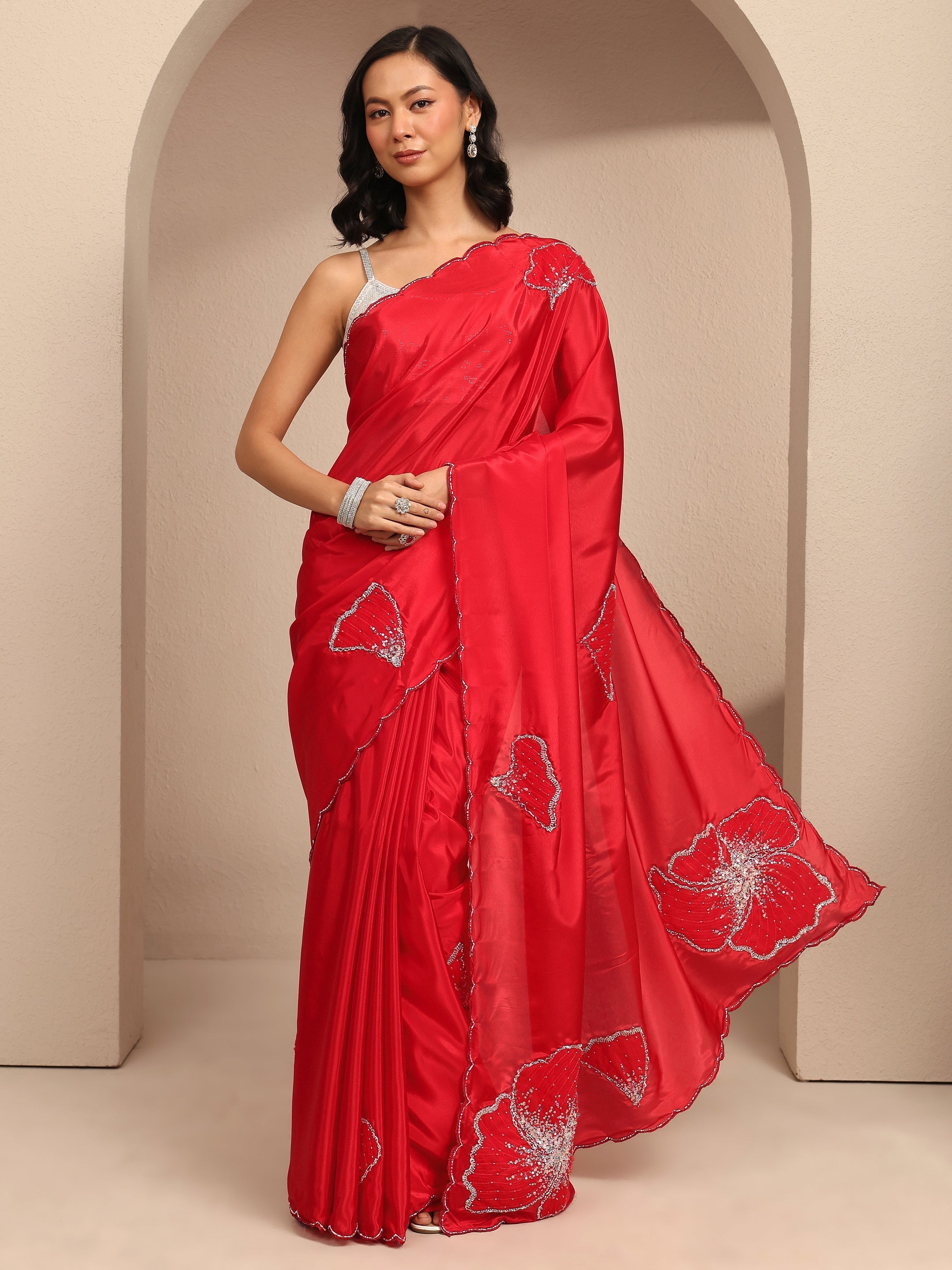 libas Red Embellished Silk Blend Saree With Unstitched Blouse Piece-picture-61