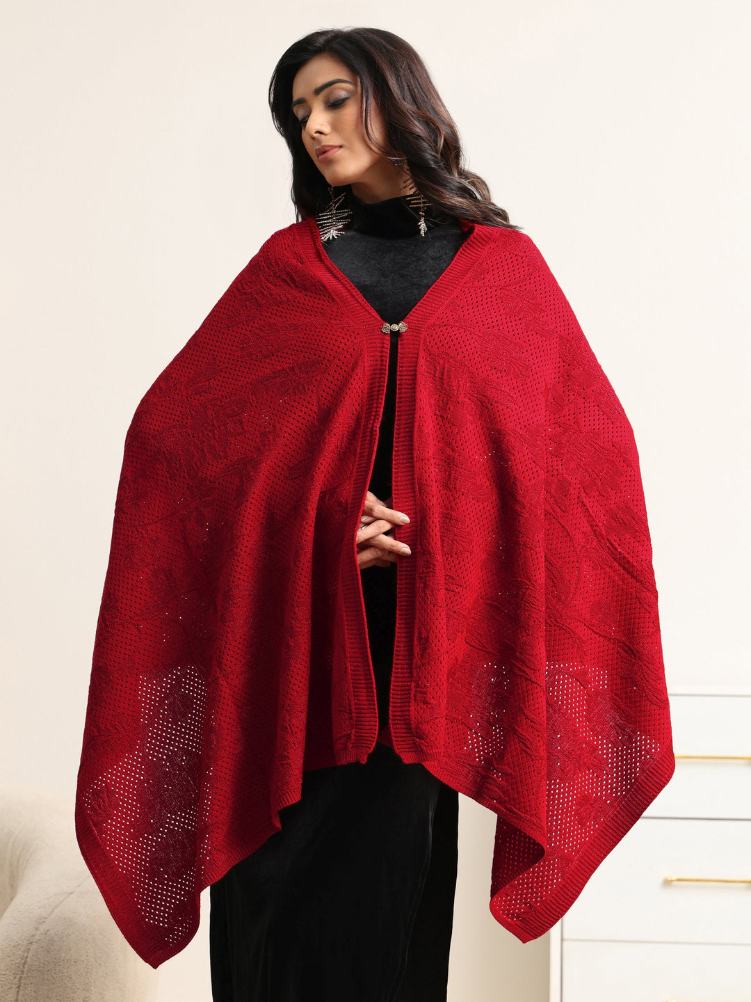  Libas Red Floral Knitted Acrylic Wrap Shawl 