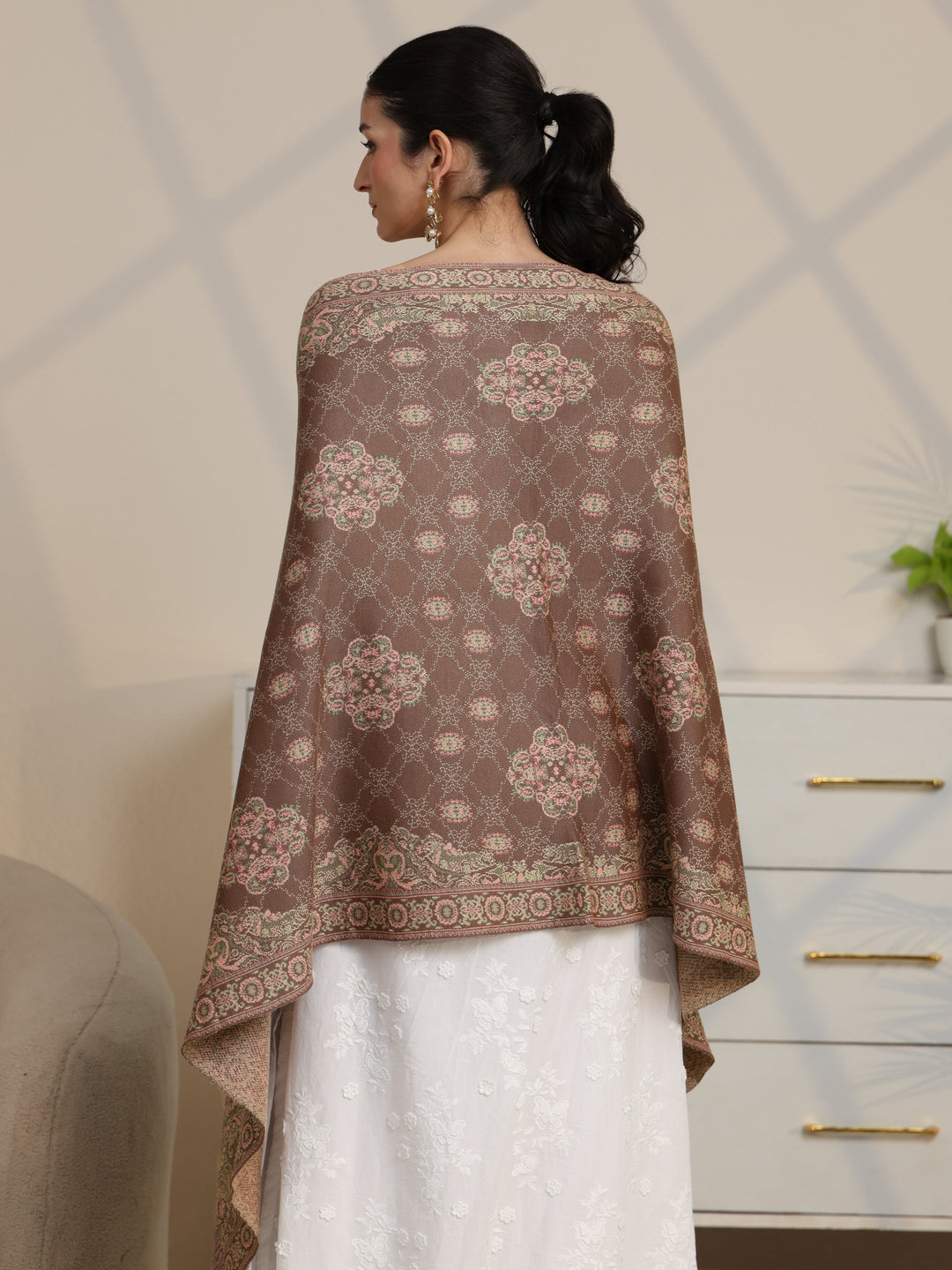  Libas Mauve Floral Knitted Acrylic Wrap Shawl 