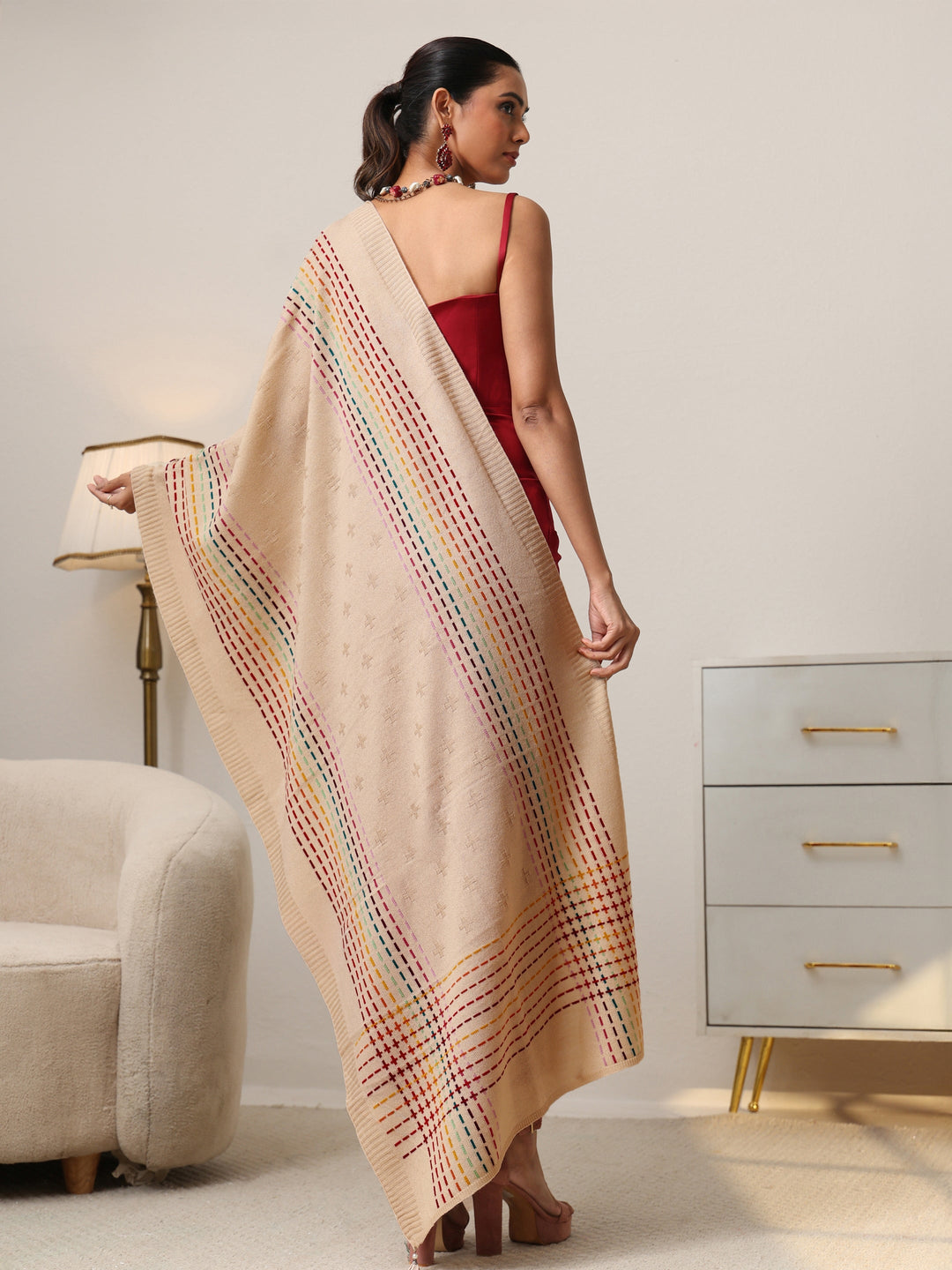  Libas Off White Geometric Knitted Acrylic Shawl 