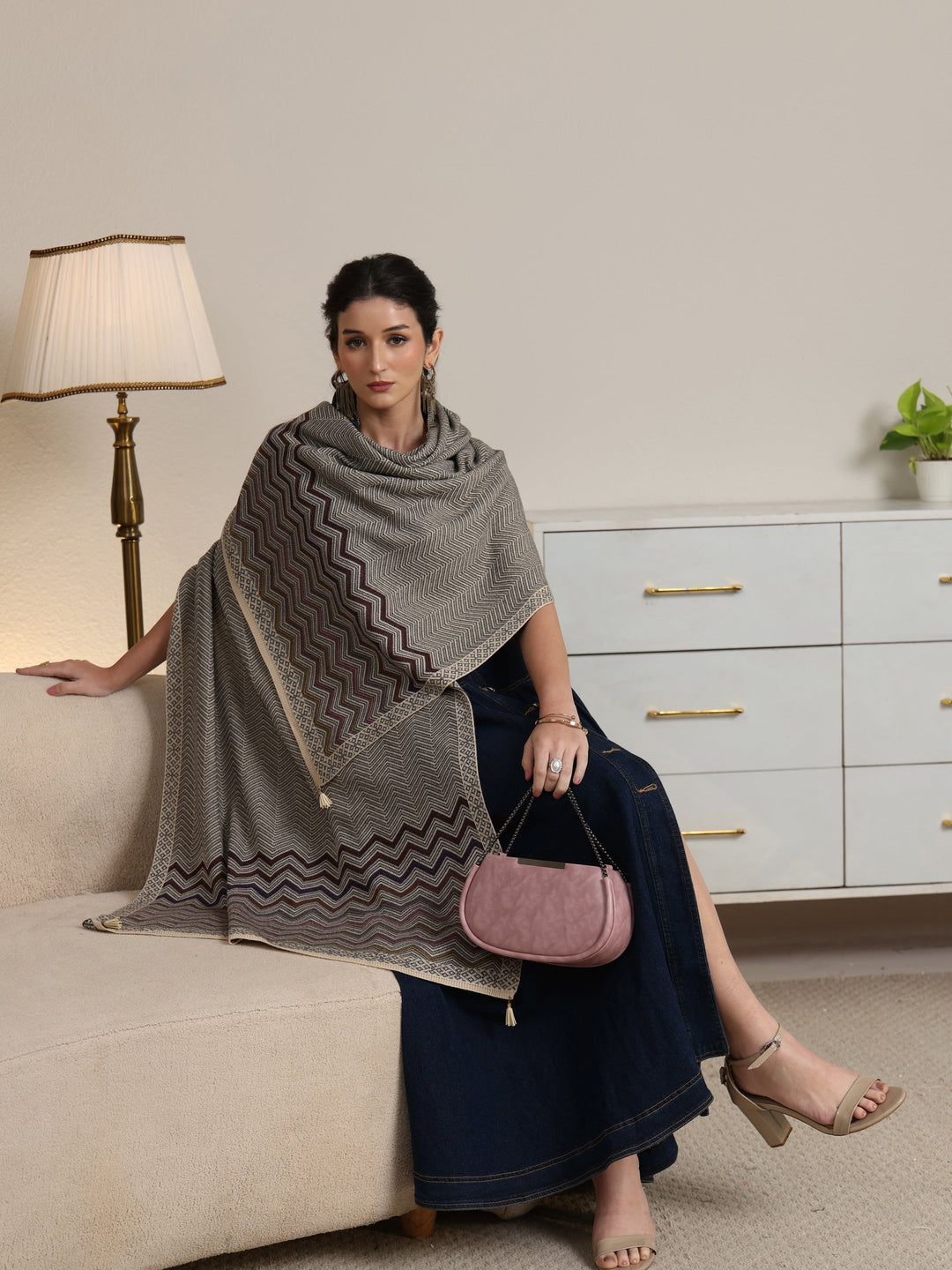  Libas Grey Chevron Knitted Acrylic Wrap Shawl 