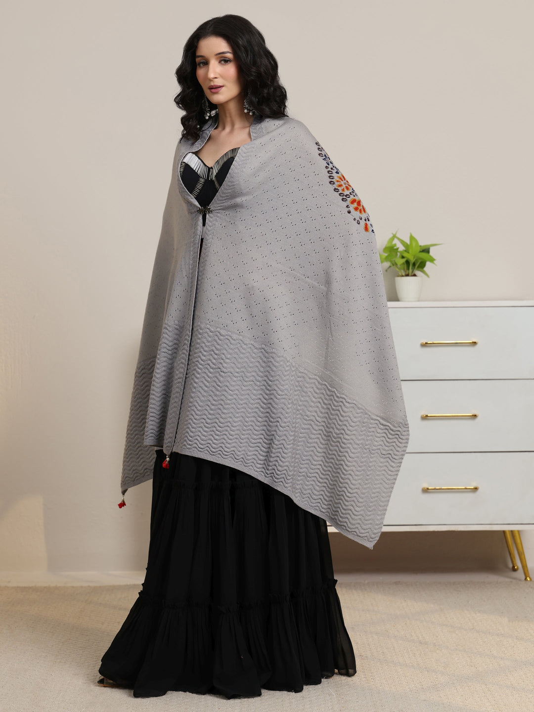  Libas Grey Floral Knitted Acrylic Wrap Shawl 