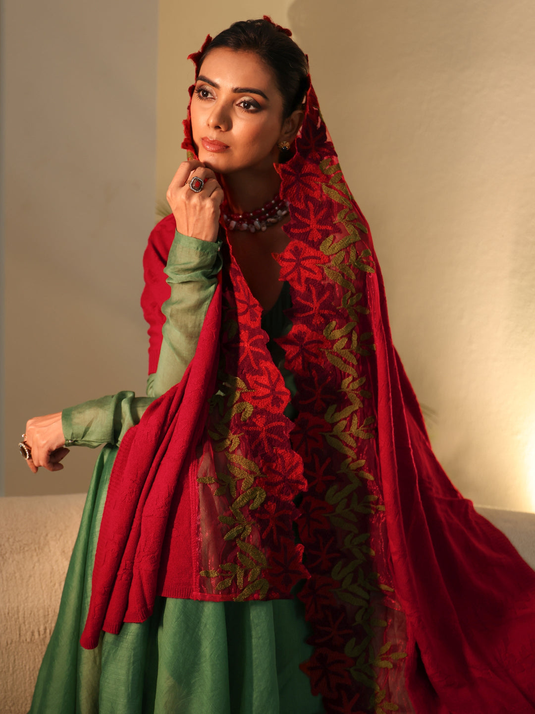  Libas Red Floral Knitted Acrylic Wrap Shawl 