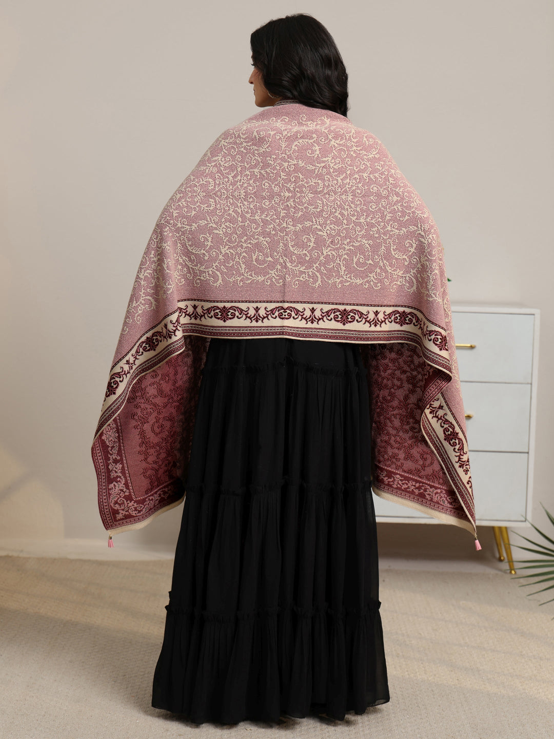  Libas Dusty Pink Floral Knitted Acrylic Wrap Shawl 
