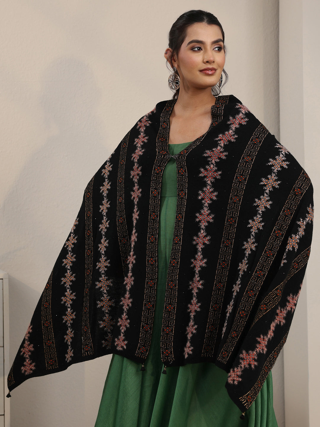  Libas Black Snowflake Knitted Acrylic Wrap Shawl 
