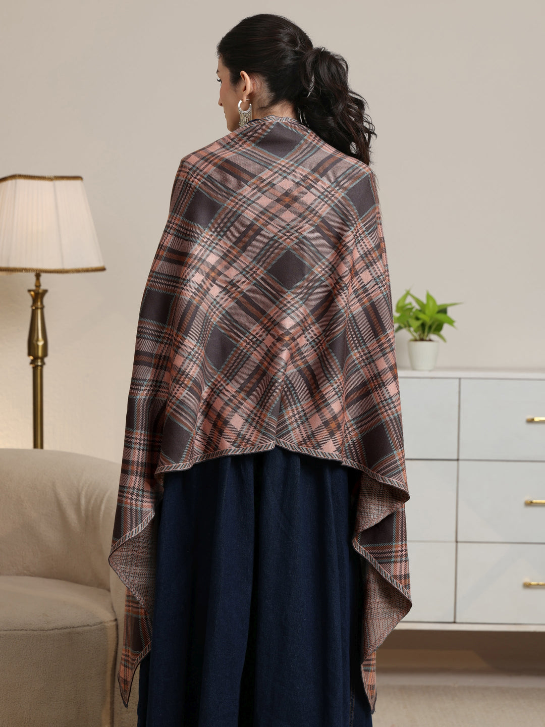  Libas Grey Checked Knitted Acrylic Wrap Shawl 