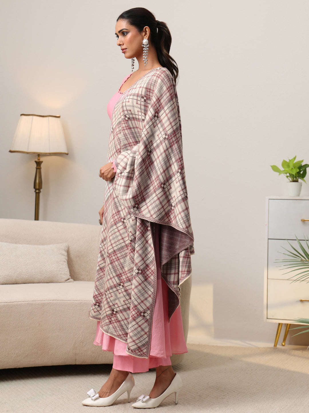  Libas Off White Checked Knitted Acrylic Shawl 
