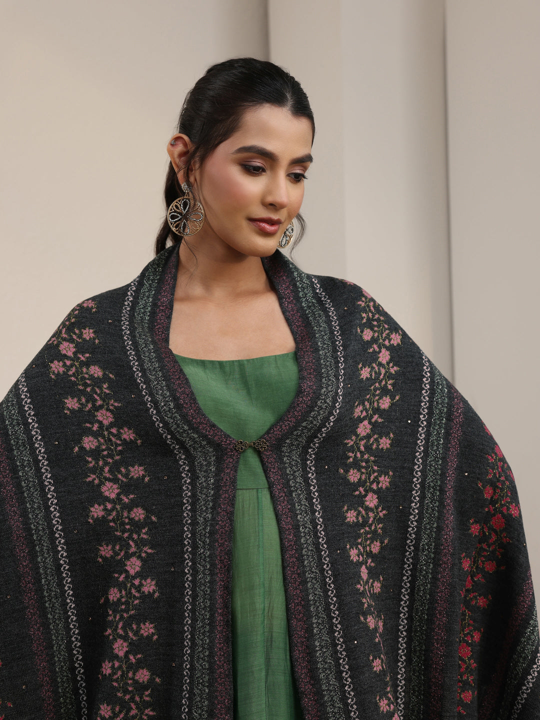  Libas Dark Grey Floral Knitted Acrylic Wrap Shawl 