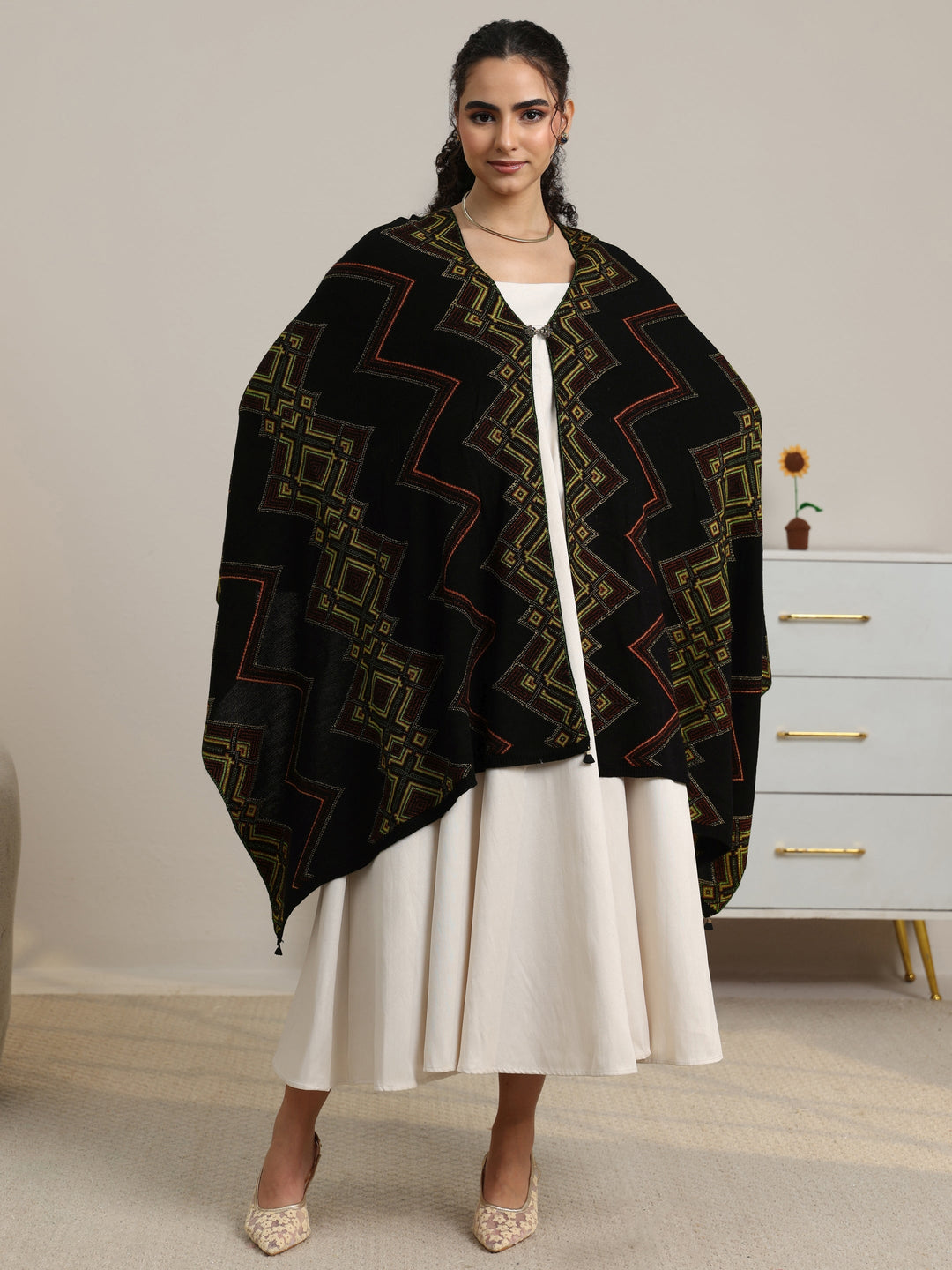  Libas Black Geometric Knitted Acrylic Wrap Shawl 