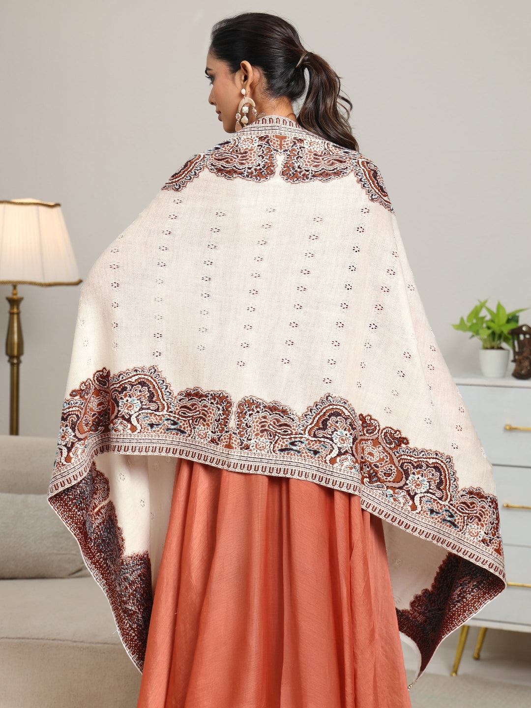  Libas White Knitted Acrylic Wrap Shawl 