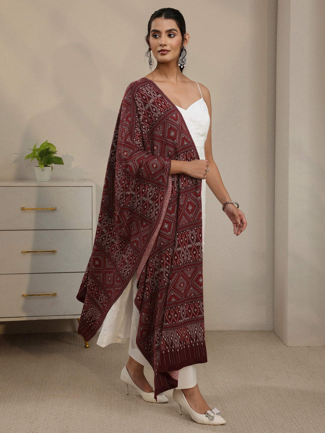  Libas Maroon Geometric Knitted Acrylic Shawl 