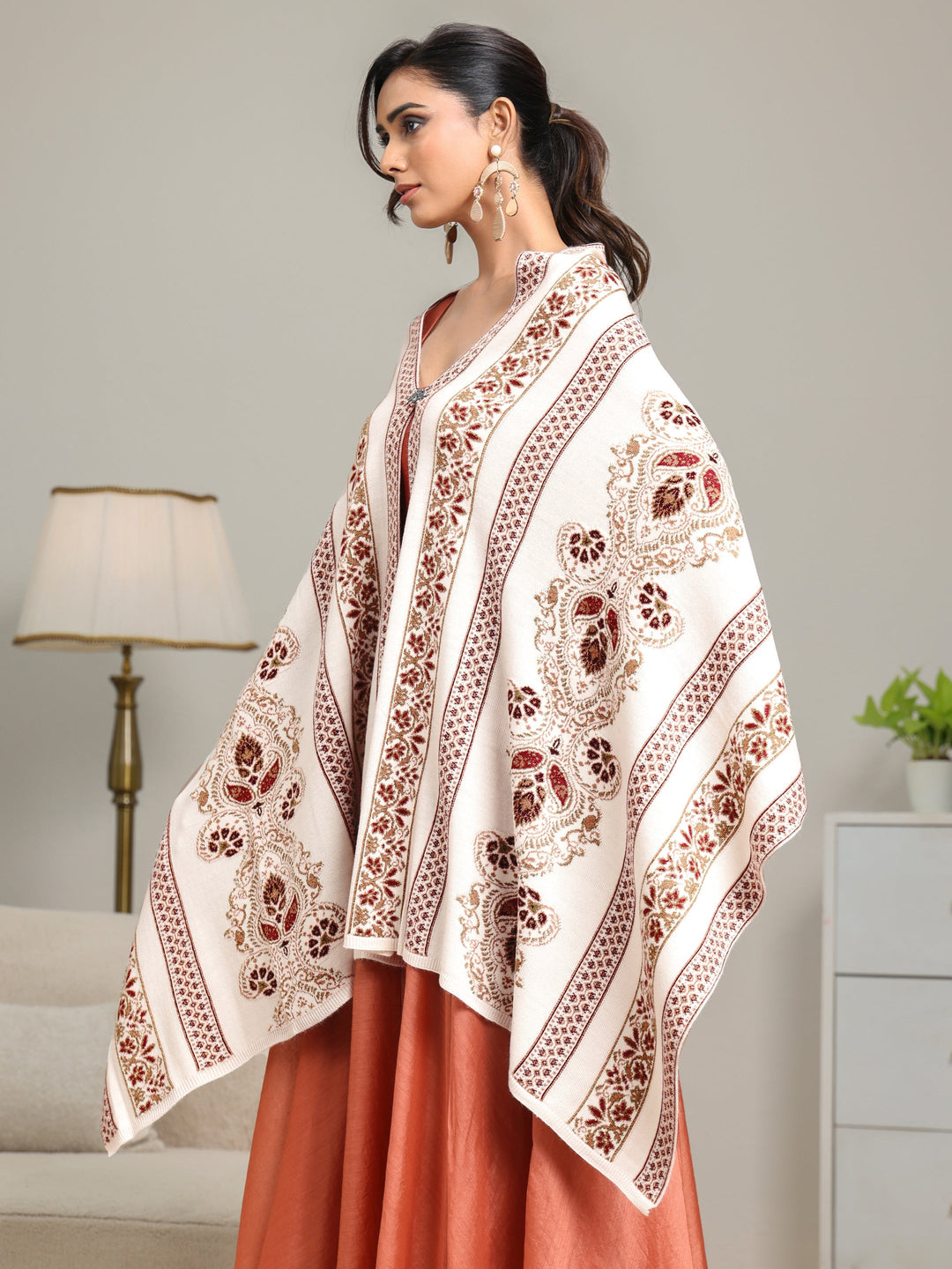  Libas White Floral Knitted Acrylic Wrap Shawl 