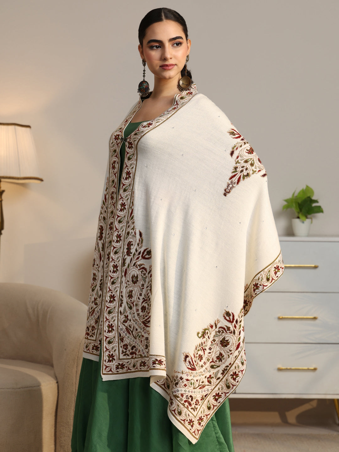  Libas White Floral Knitted Acrylic Wrap Shawl 