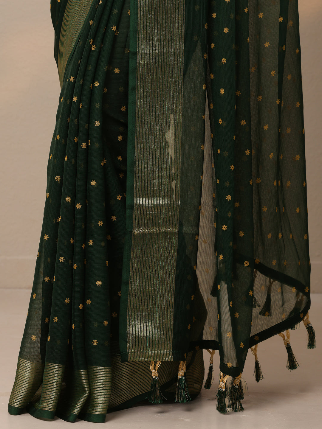  Green Printed Chiffon Saree With Unstitched Blouse Piece 