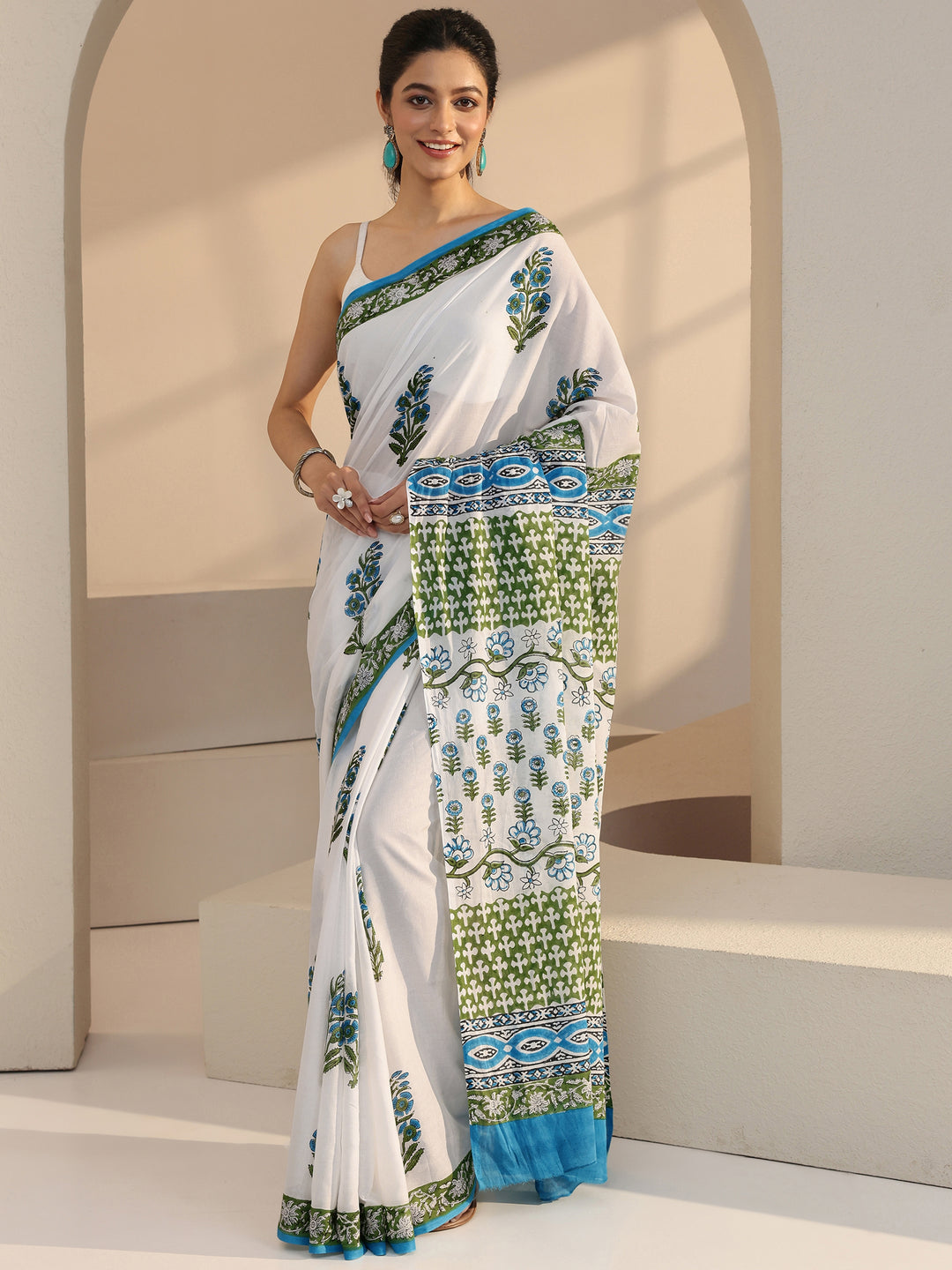  White Floral Block Printed Cotton Saree 