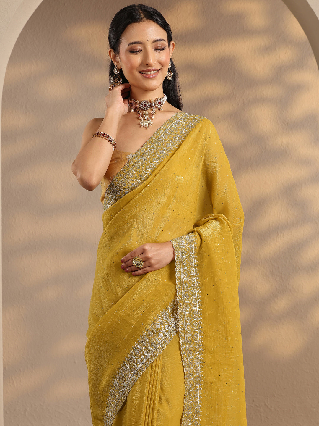 Yellow Embellished Silk Blend Saree With Unstitched Blouse Piece