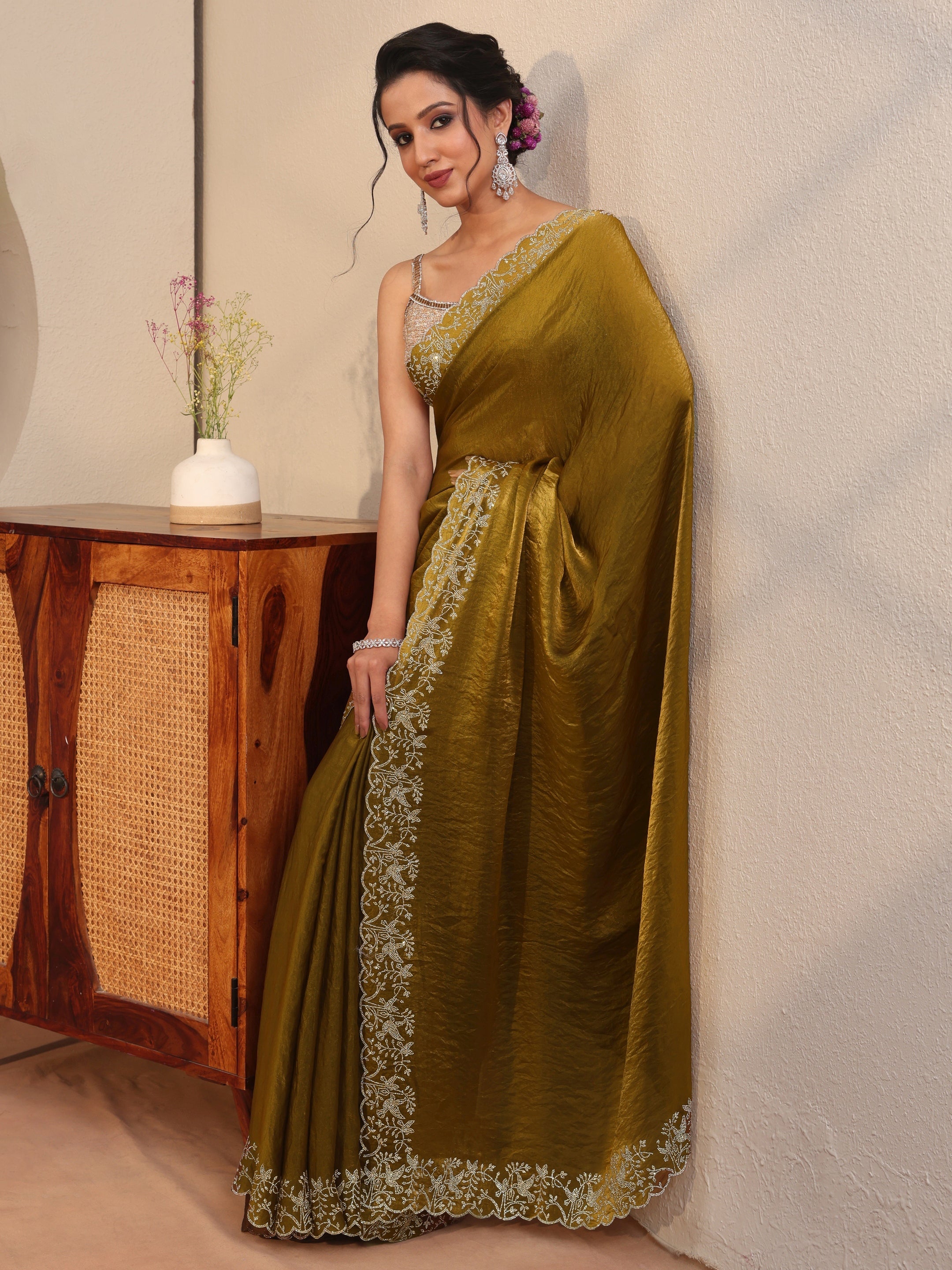 libas Antique Gold Tissue Saree With Embroidered Border-picture-37