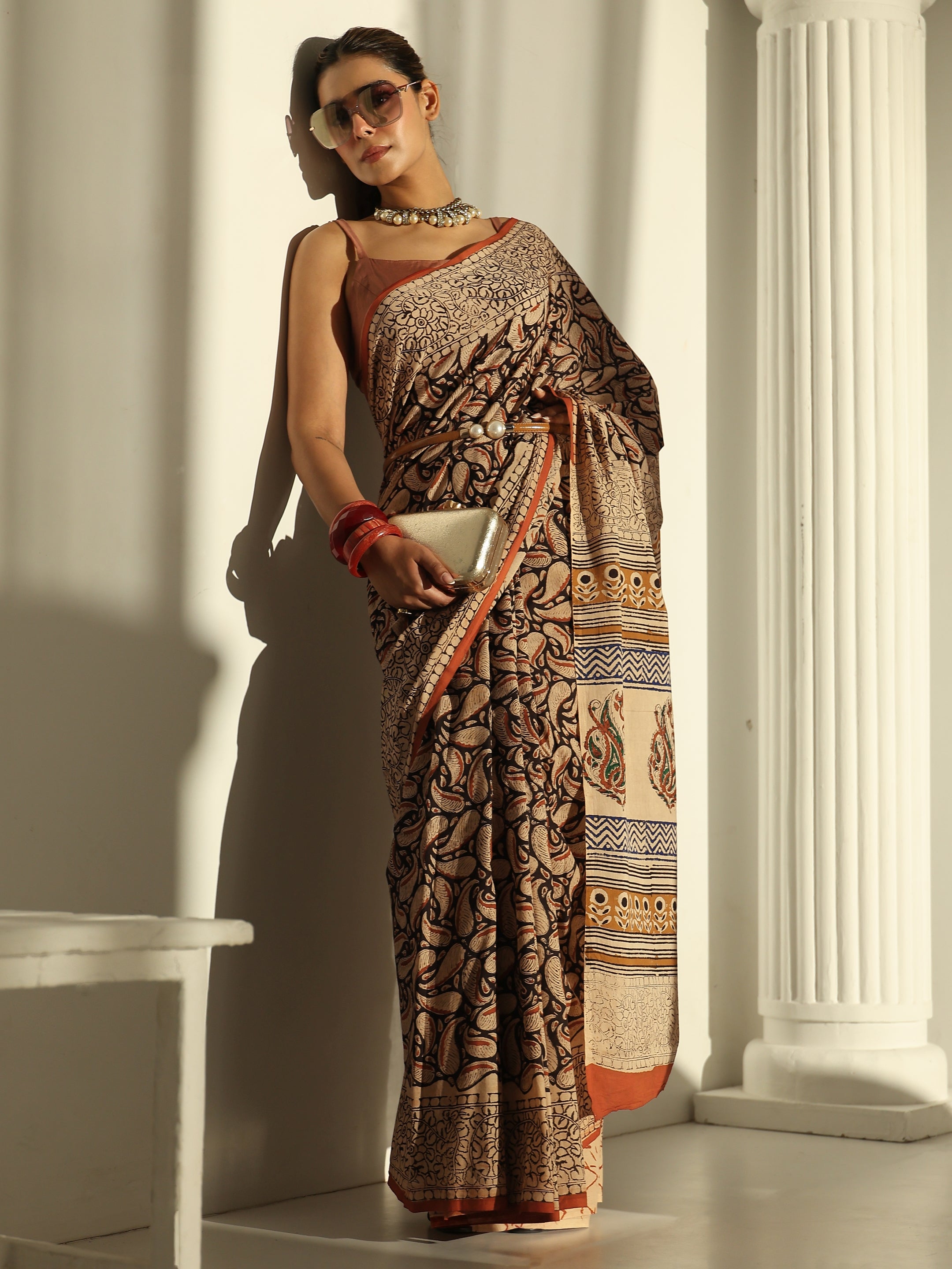 libas Beige Paisley Printed Cotton Saree-picture-33