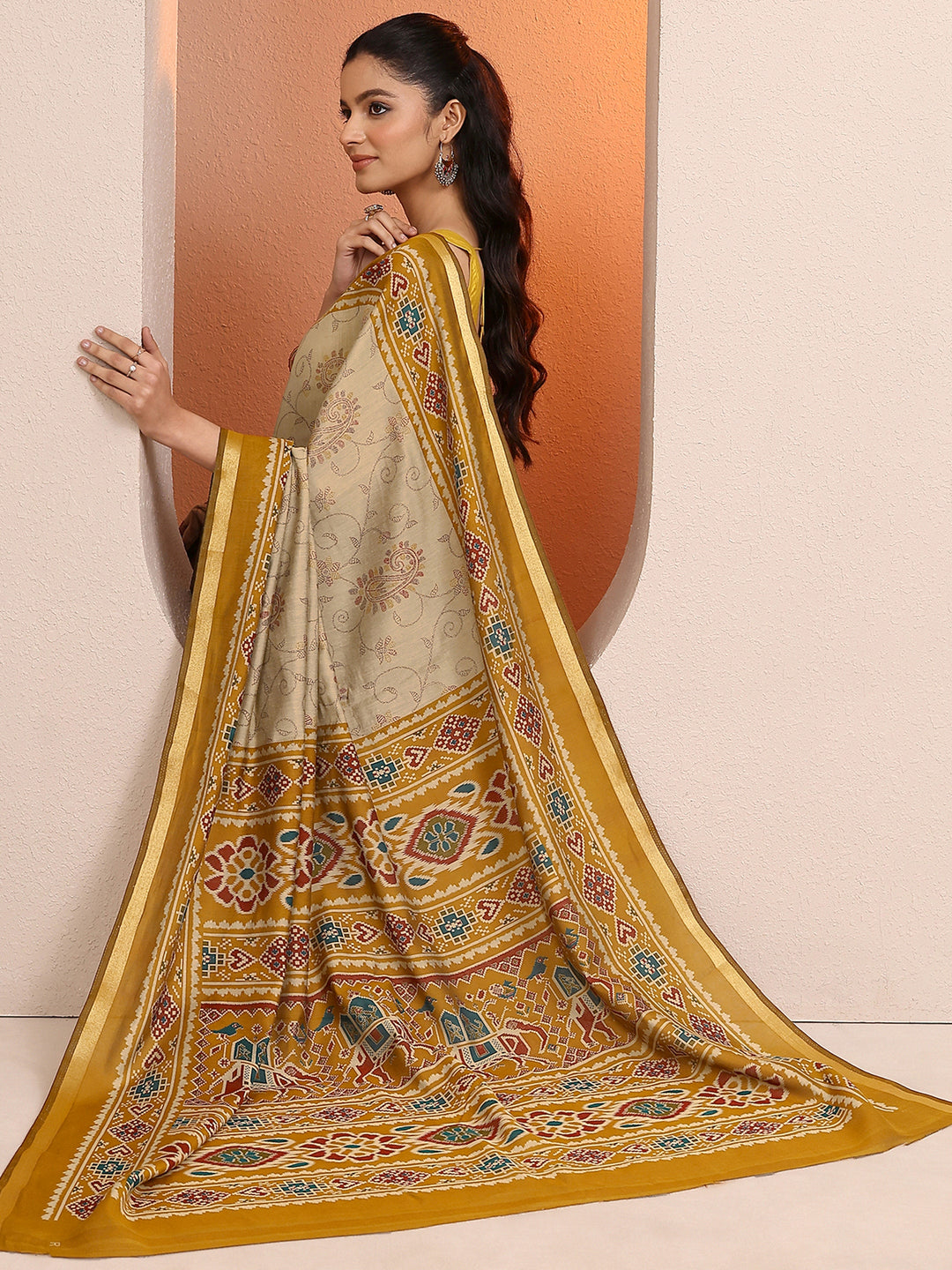  Beige Paisley Printed Silk Blend Saree With Unstitched Blouse Piece 