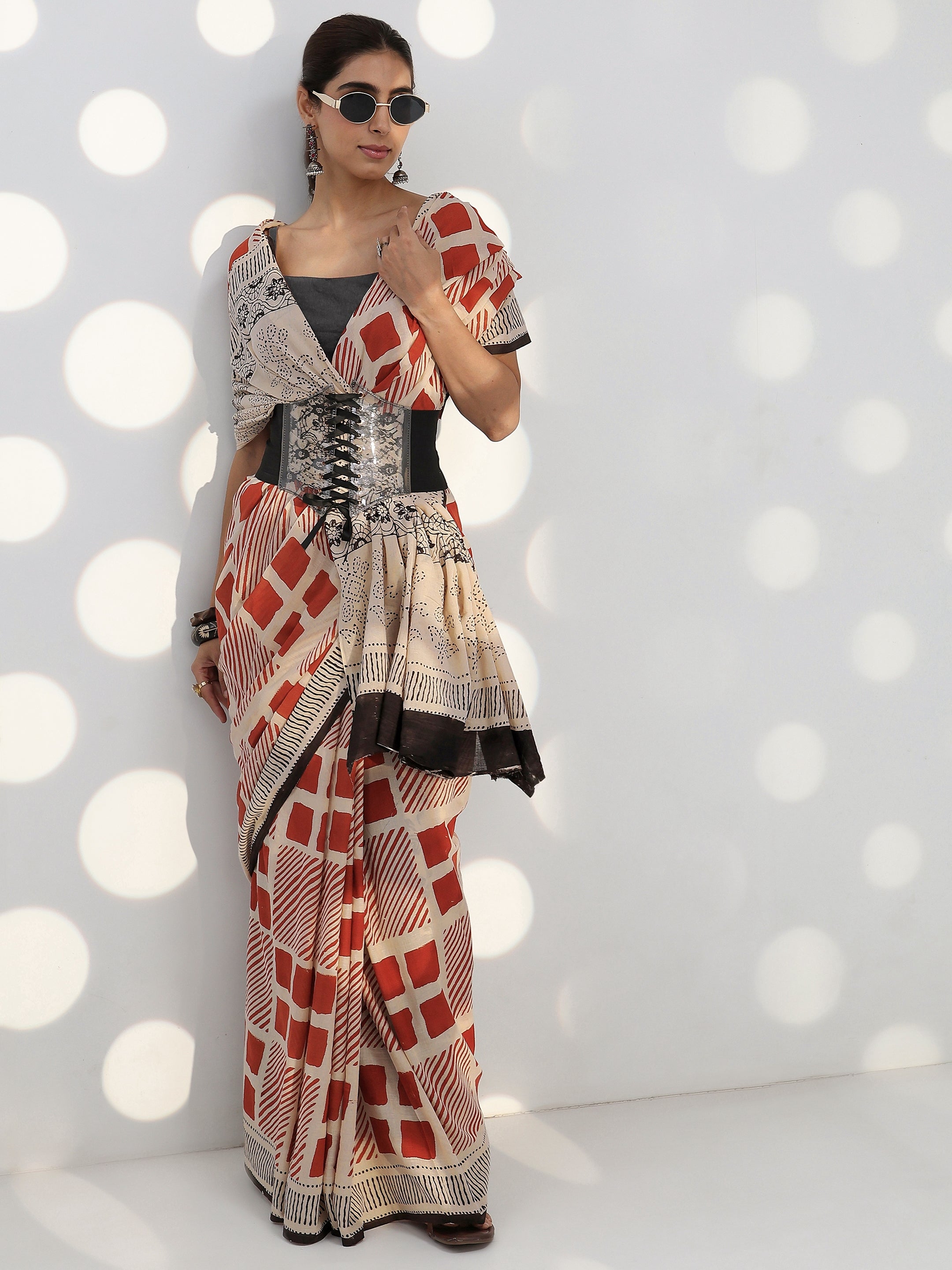 libas Beige Geometric Bagru Print Cotton Saree-picture-58