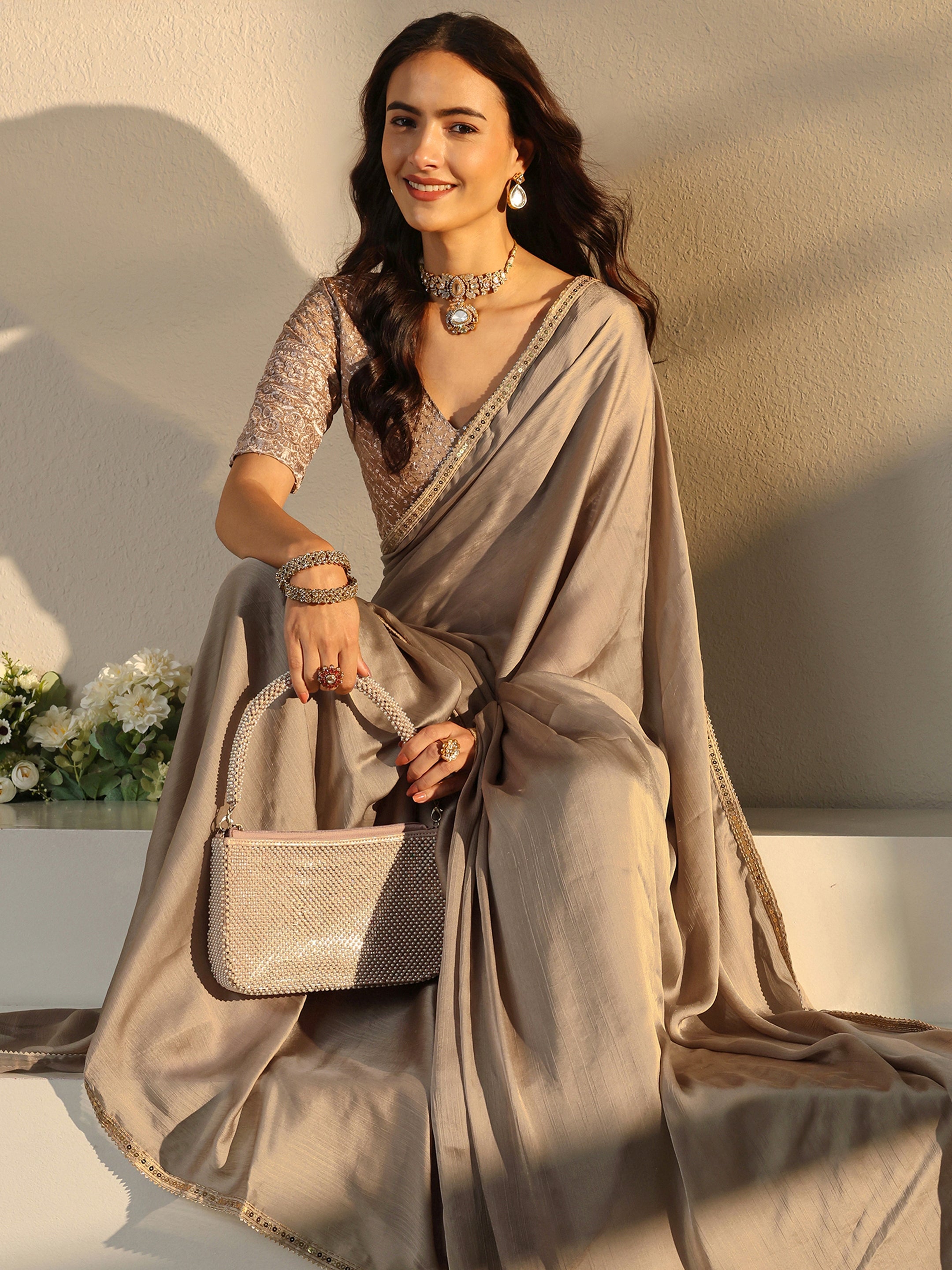 libas Beige Solid Chiffon Saree With Unstitched Blouse Piece-picture-22