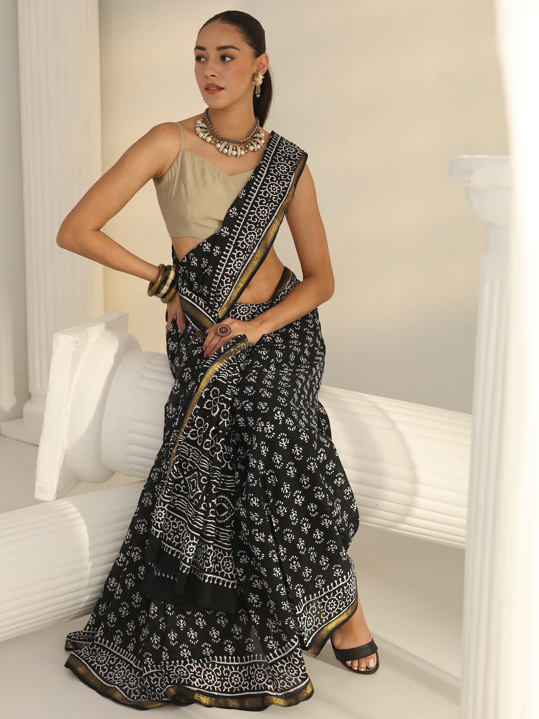 libas Black Dabu Print Cotton Saree-picture-48