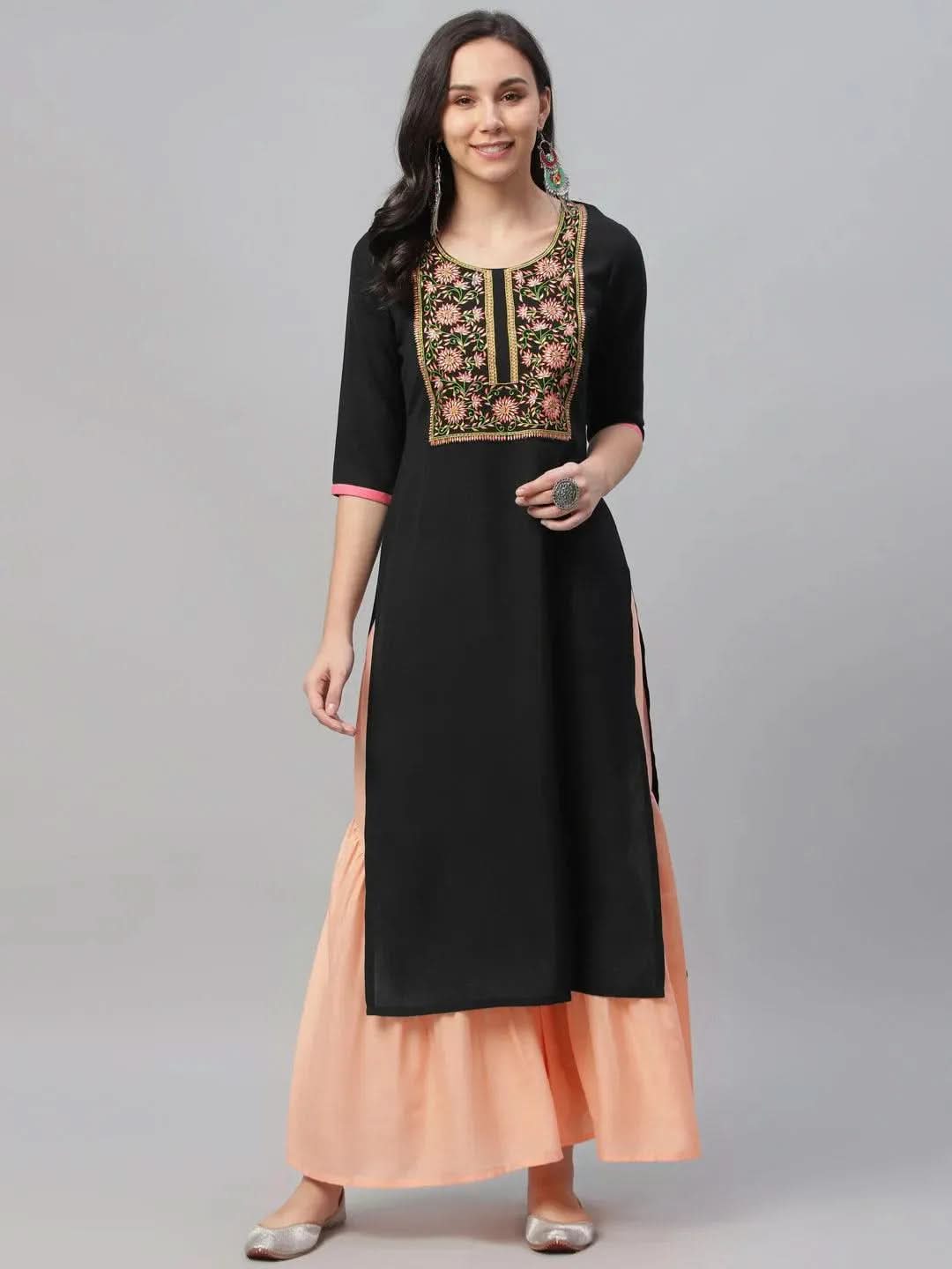 

Black Embroidered Cotton Kurta