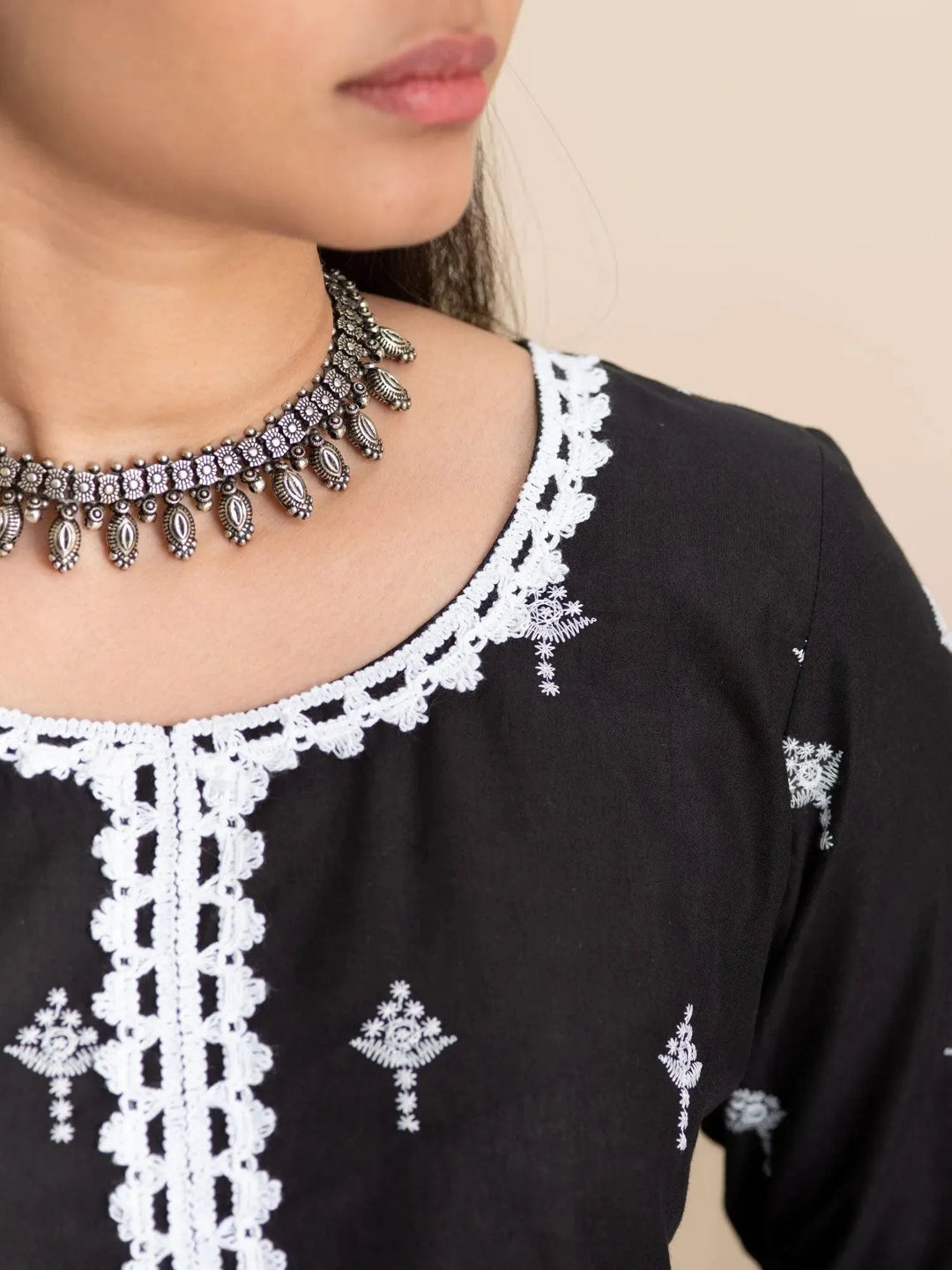 Black Embroidered Cotton Kurta - Libas