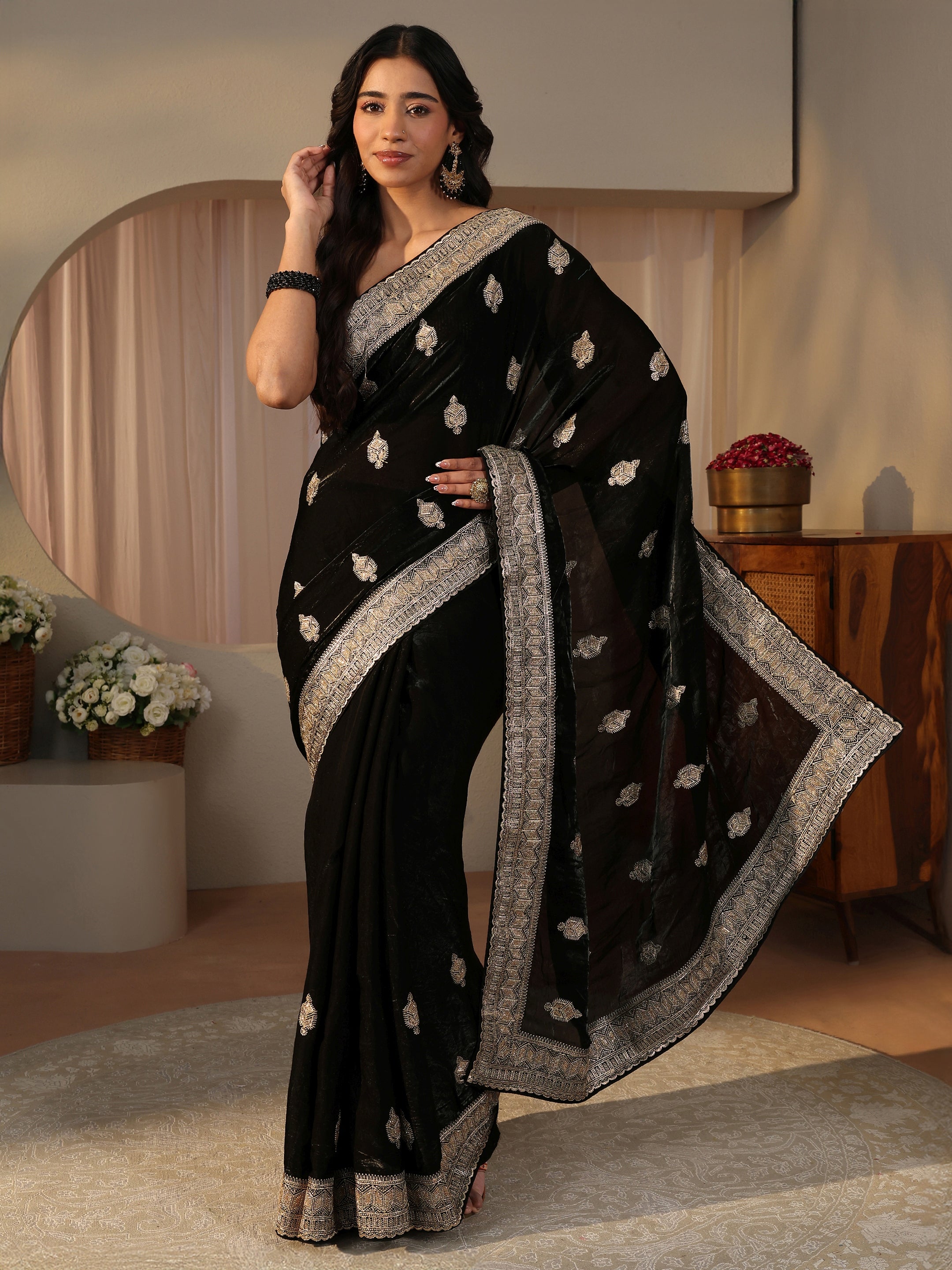libas Black Ethnic Embellished Tissue Saree-picture-46