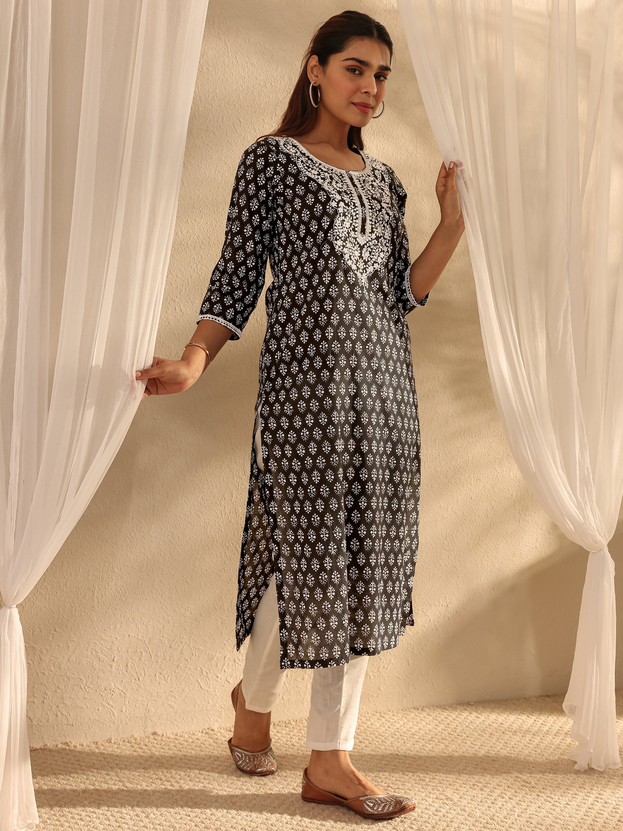 libas Black Ethnic Motif Printed Cotton Straight Kurta-picture-18