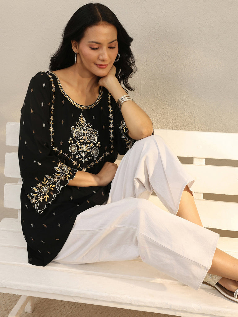 Libas Black Floral Printed Rayon A-Line Short Kurti