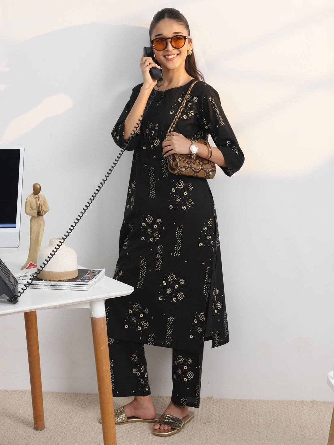  Black Printed Cotton Blend Straight Kurta Set 