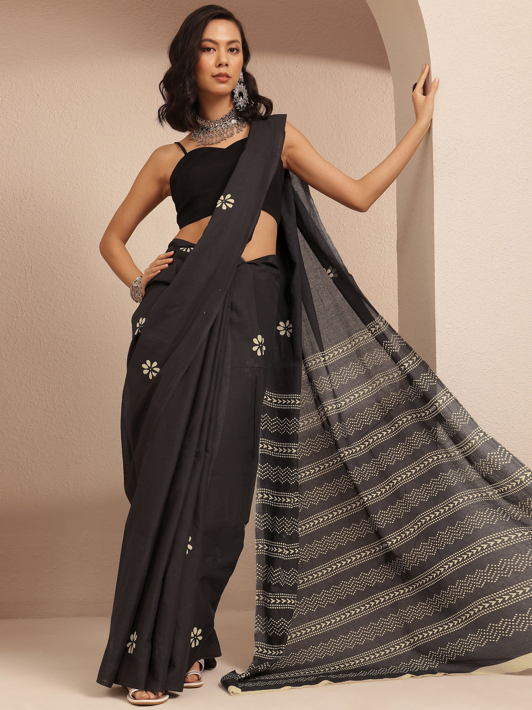 Black Printed Cotton Saree With Unstitched Blouse Piece
