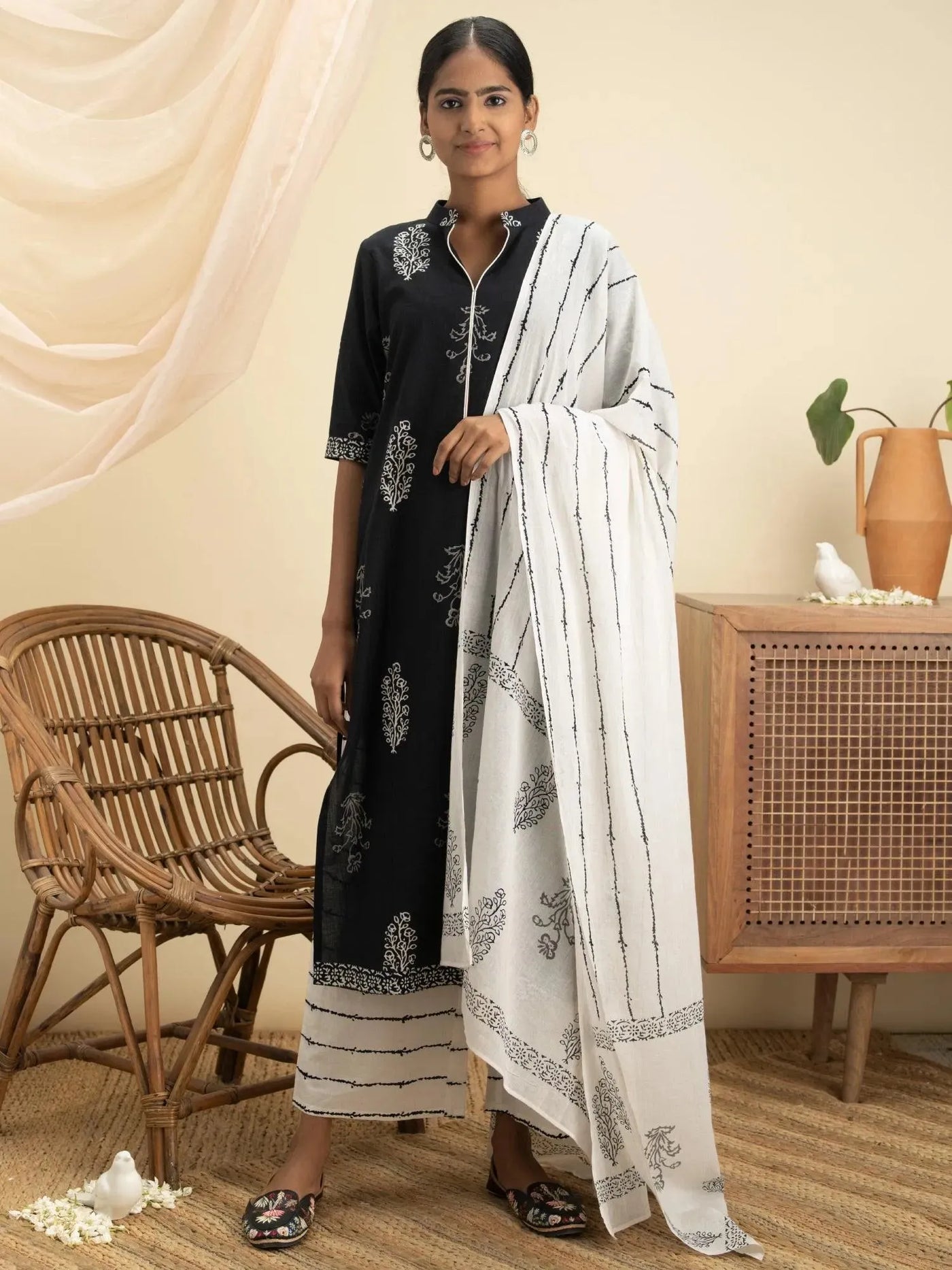 Black Printed Cotton Suit Set - Libas