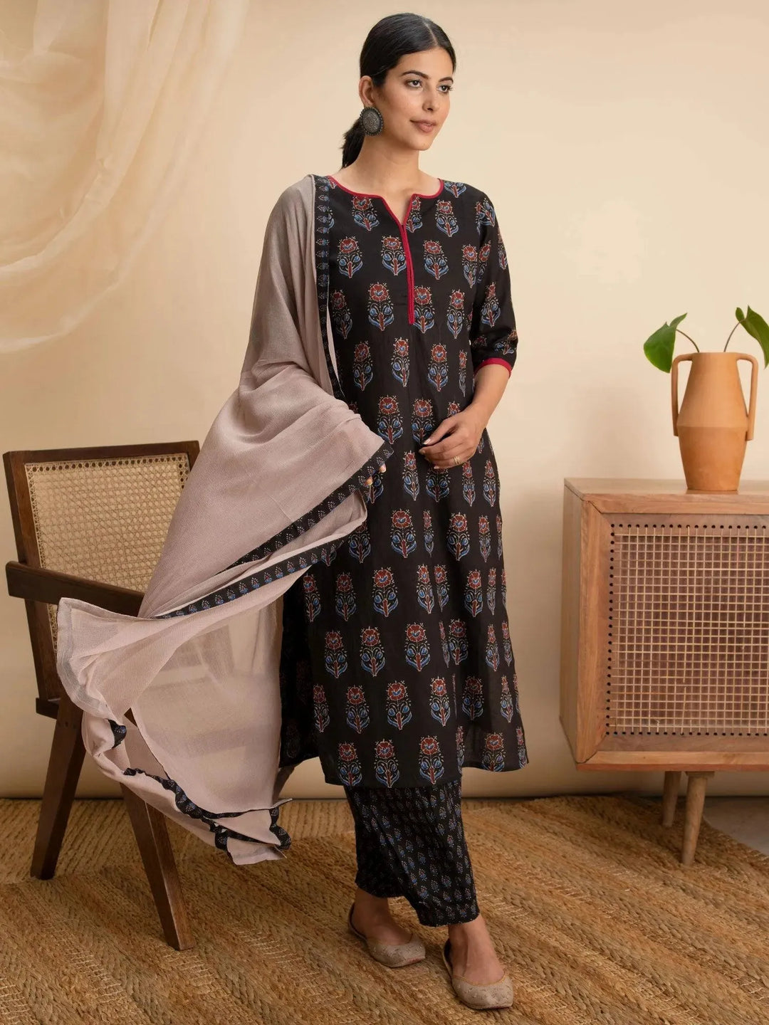 Black Printed Cotton Suit Set - Libas