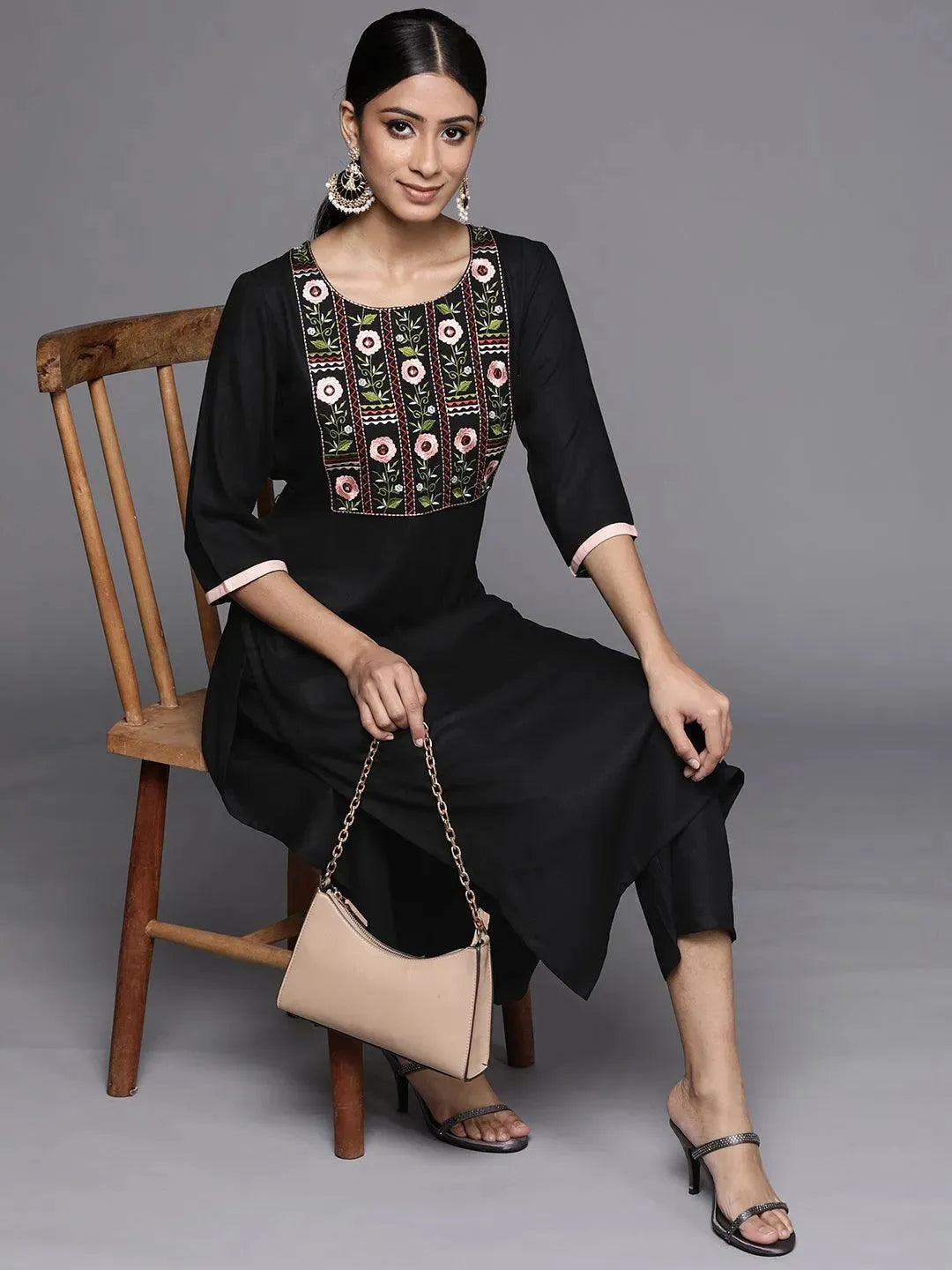 Black Printed Pashmina Wool Kurta - Libas